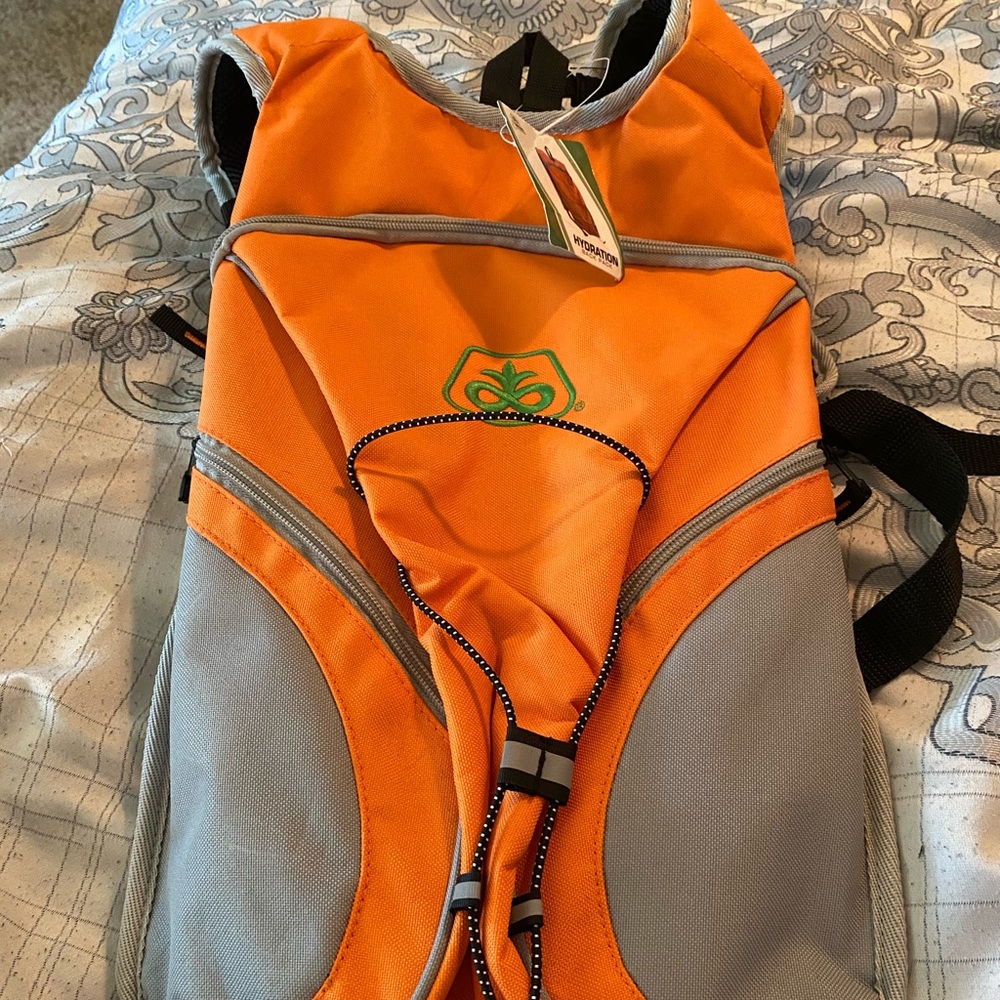 Pioneer hydration back pack